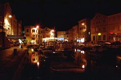 im Hafen von Veli Losinj bei Nacht