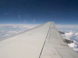 Reisebericht - mit tuifly.com nach Mali Losinj in Kroatien - Blick aus der Boing 737-300 von TUIFly auf dem Flug nach Rijeka / Insel Krk Kroatien