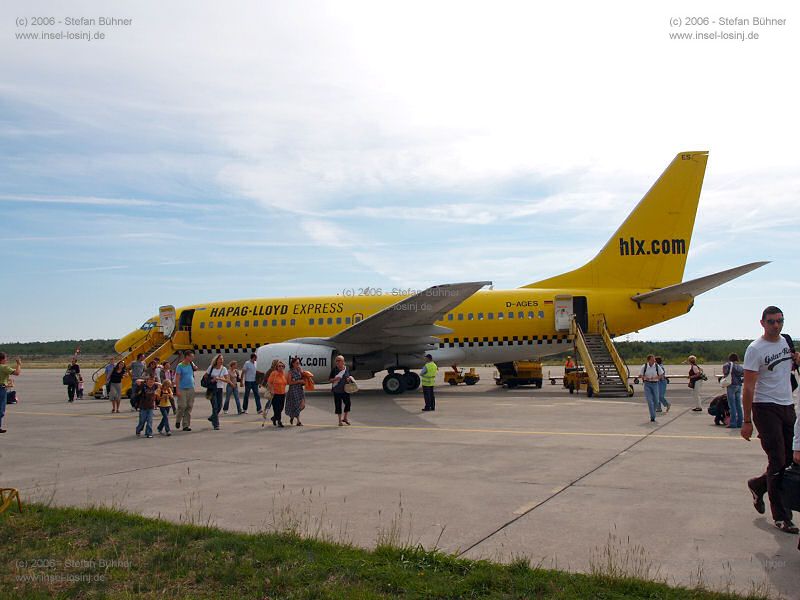 der Flughafen von Rijeka in Kroatien - Ziel des Billigfliegers  hlx.com / tuifly.com in der Kvarner Bucht / Istrien und Tor zu den Inseln Cres, Krk und Losinj