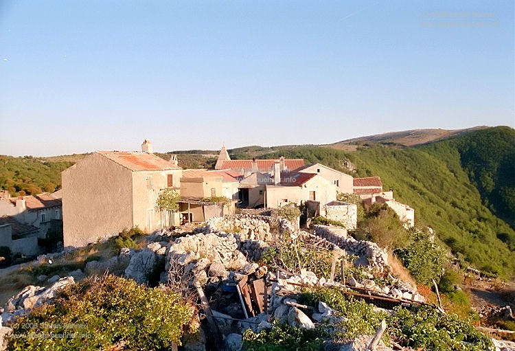 Lubenice - traumhaftes Bergdorf auf der Insel Cres an der kroatischen Adriakste